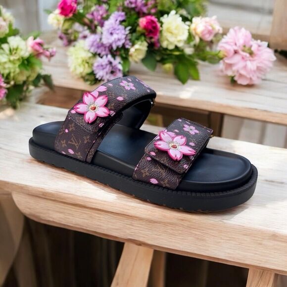NWT Louis Vuitton x Murakami Sunset Flat Comfort Mules (37/7) - Picture 1 of 9